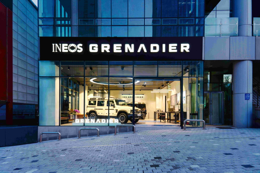 [크기변환]사진1_이네오스 그레나디어 서울 쇼룸 전경.jpg